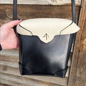 manu atelier leather purse with dust bag